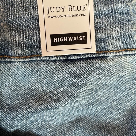 JUDY BLUE High rise Moisture- wicking tummy control shorts - Picture 8 of 11